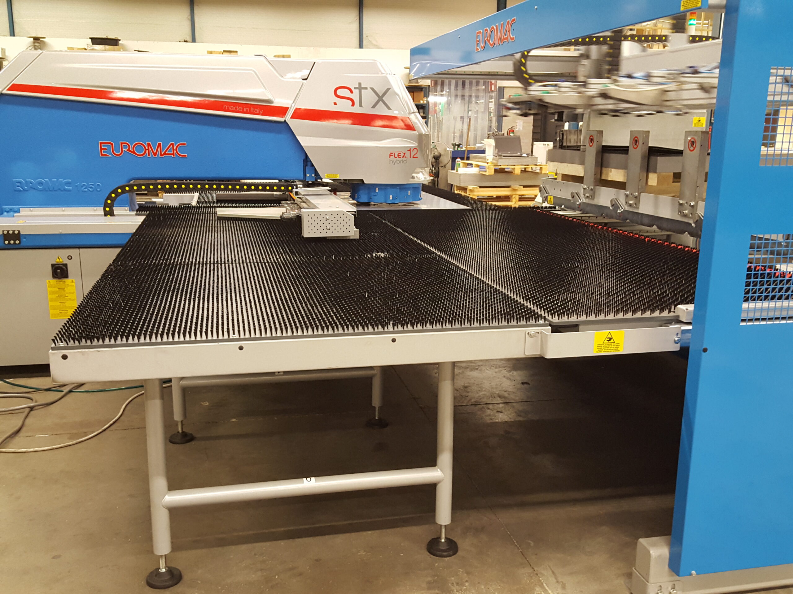 Machine à découper les brochettes Euromac